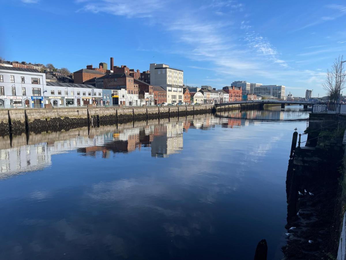 Cork City En-Suite Single Room Екстер'єр фото