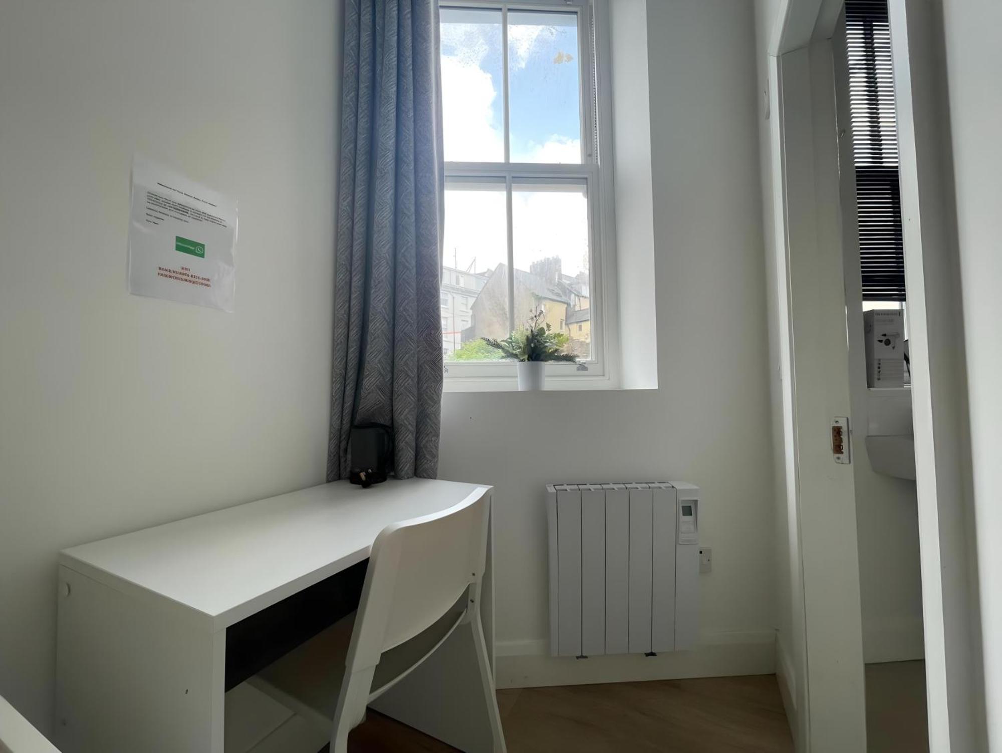 Cork City En-Suite Single Room Екстер'єр фото